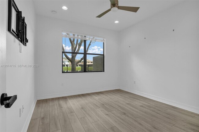 Building Photo - 8089 Ironstone Dr