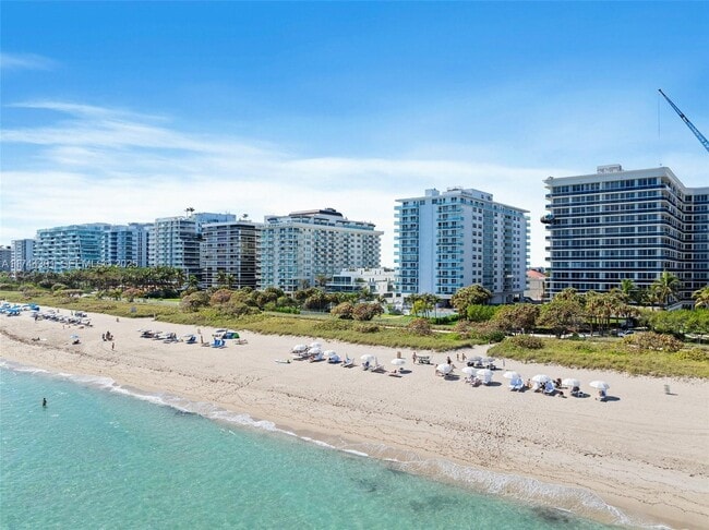 Building Photo - 9511 Collins Ave