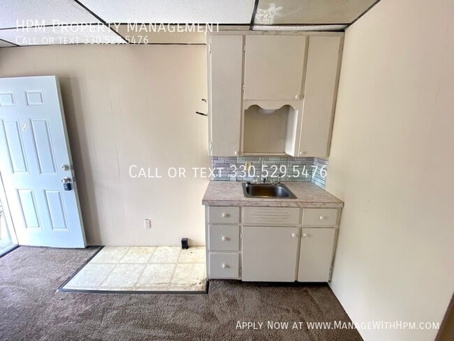 Building Photo - 1214 Woodward Pl NW