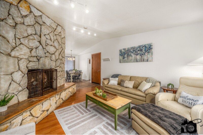 Building Photo - 4401 Reka Dr