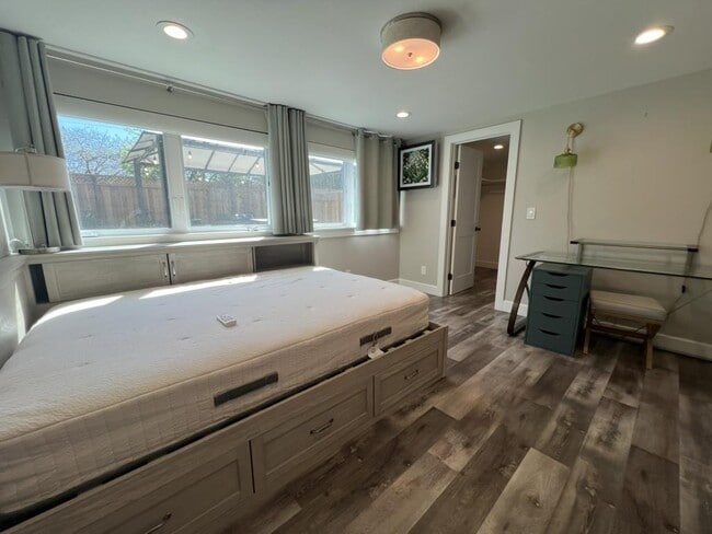 Building Photo - 1180 Pecos Way