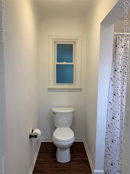 Building Photo - 462 Algene St