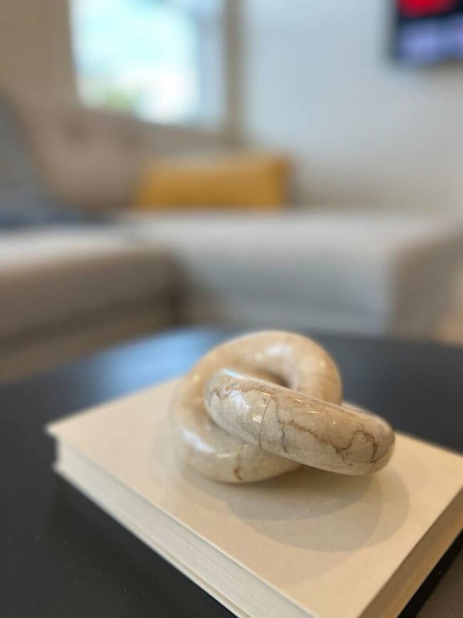 Building Photo - 3505 NE Creston Ave