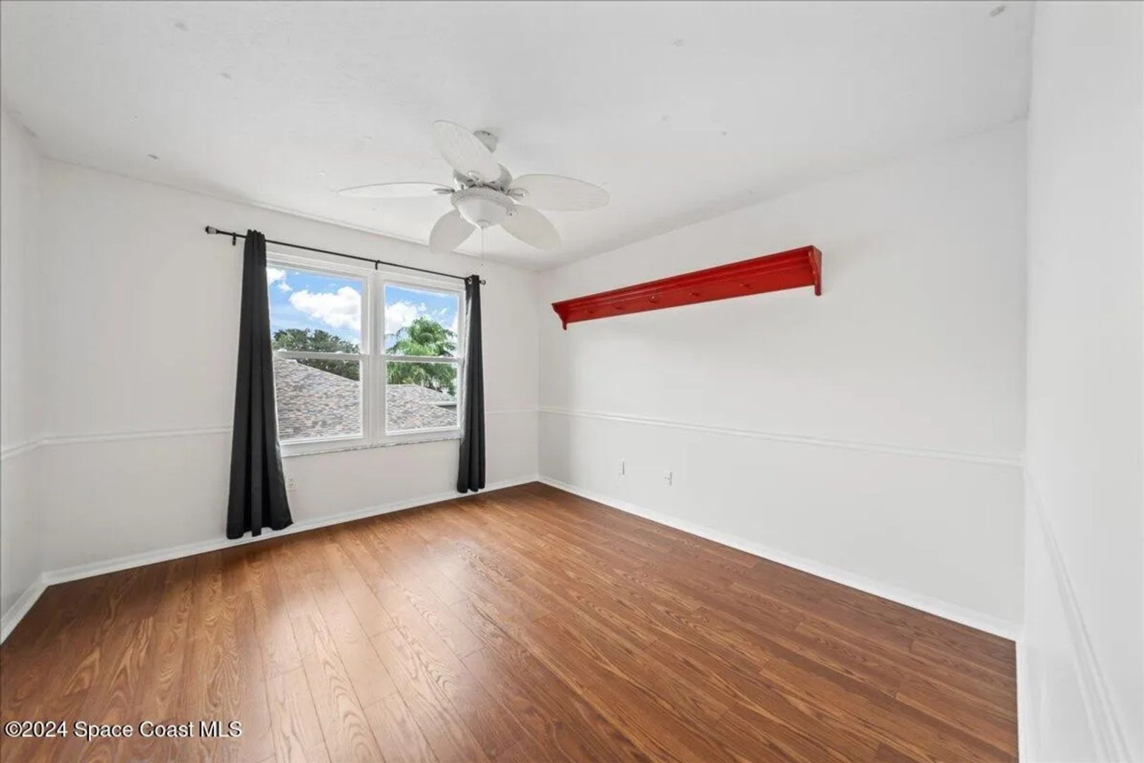 Building Photo - 1243 Water Lily Ln