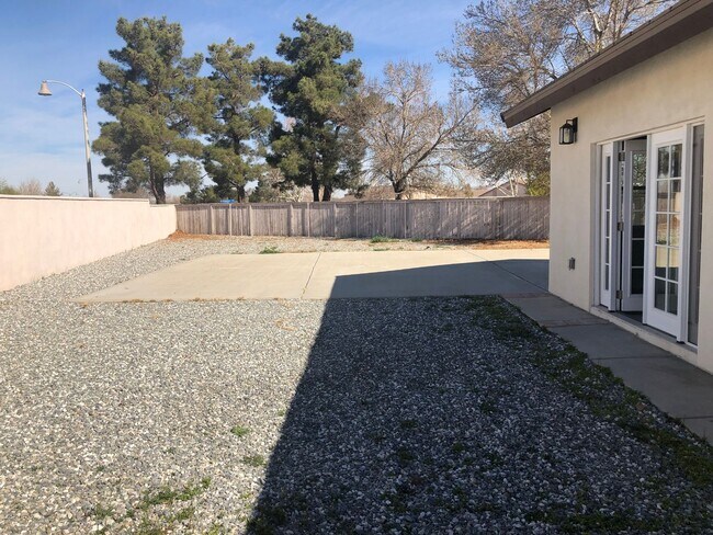 Building Photo - 12484 Mesa Verde Ct