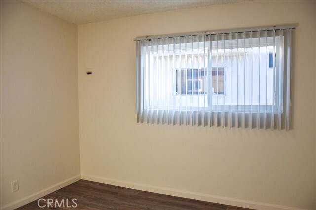 Building Photo - 1637 W Malvern Ave