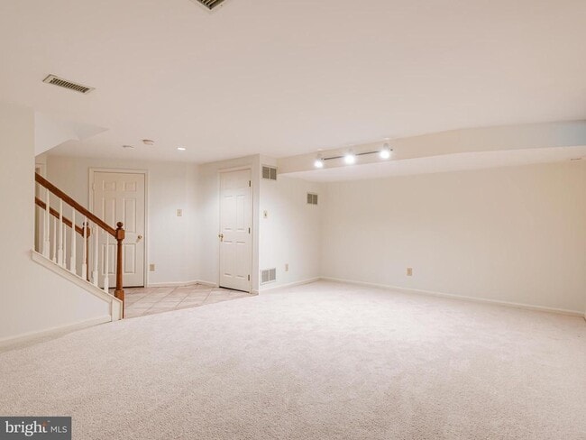 Building Photo - 913 Harbour Ridge Ln