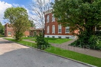 Building Photo - 3148 Nebraska Ave