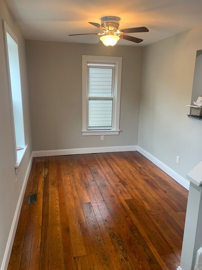 Building Photo - 9050 Easton Rd