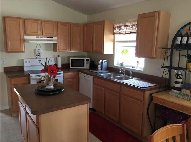 Building Photo - 712 Brayton Ln