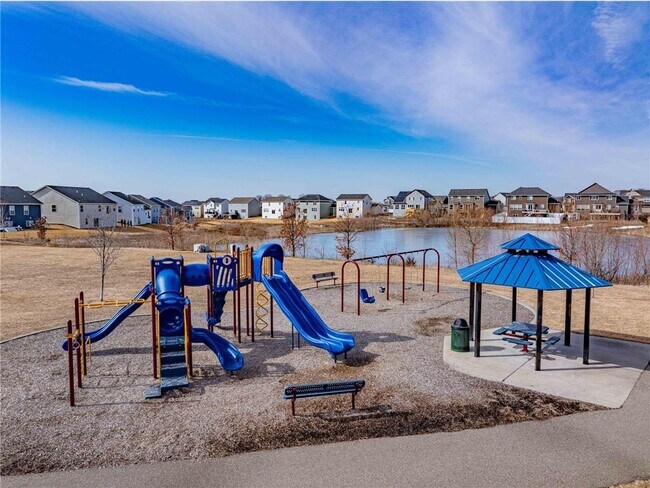 Building Photo - 143X Nutmeg Cir