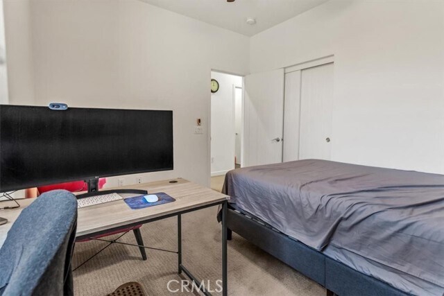 Building Photo - 30 Finch