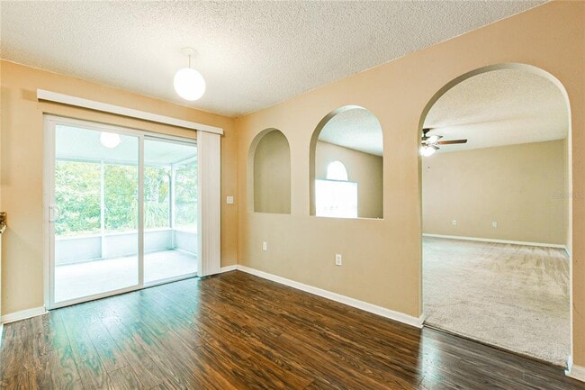 Building Photo - 3928 Stonefield Dr