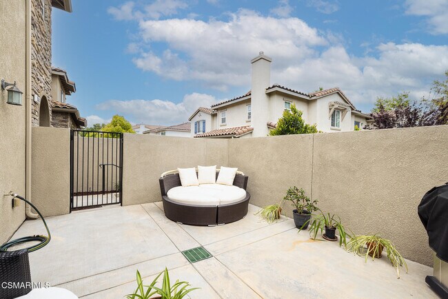 Building Photo - 1513 Silver Shadow Dr