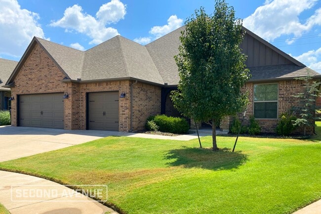 Building Photo - 4720 NW 151st Terrace