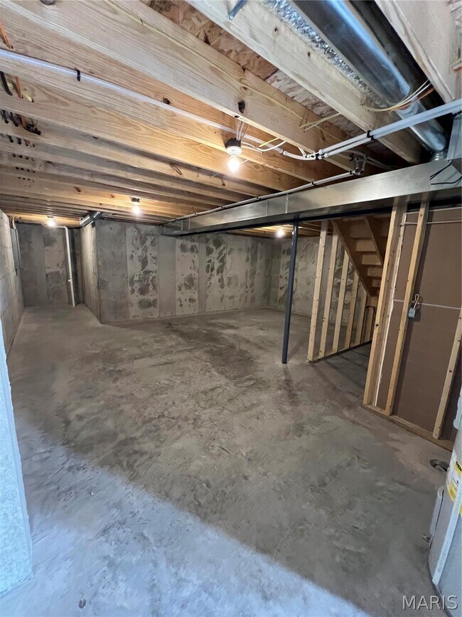 Building Photo - 160 Rivers Edge Dr