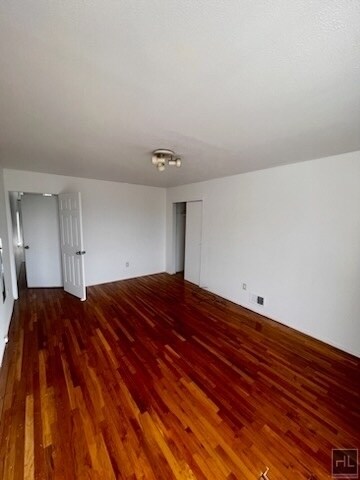 Building Photo - 4 Bedroom on SHELDON AVENUE