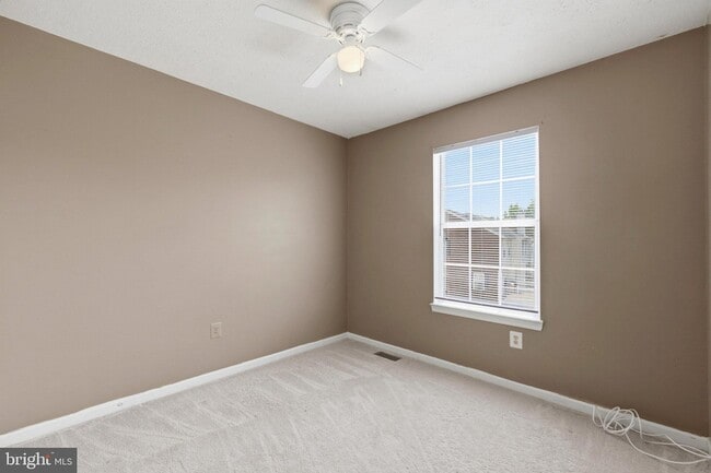 Building Photo - 1518 Deep Gorge Ct