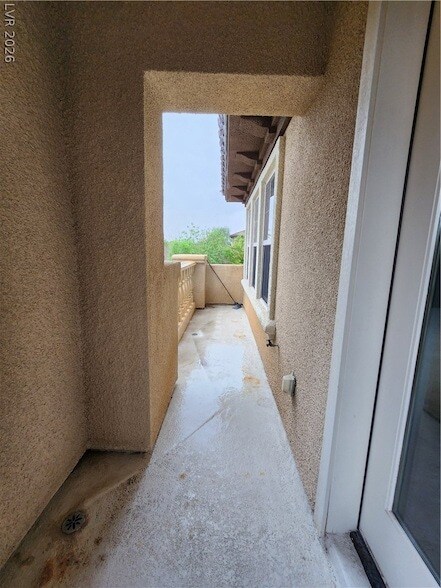 Building Photo - 2713 Cyrano St