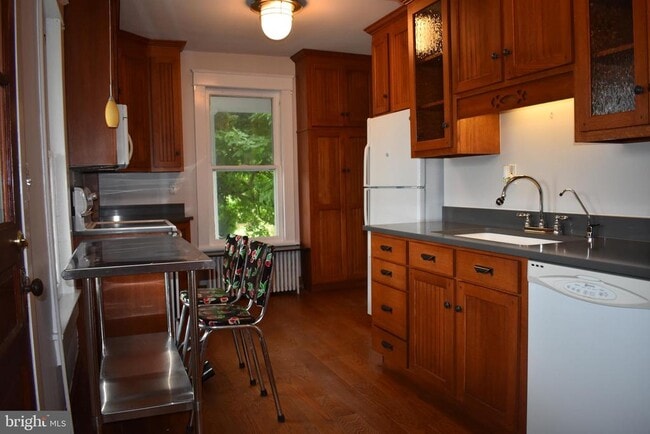 Building Photo - 5619 Jefferson Pike