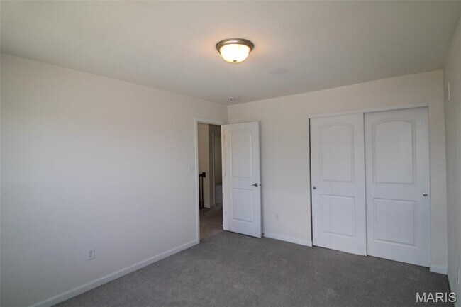 Building Photo - 117 Prairie Wind Dr