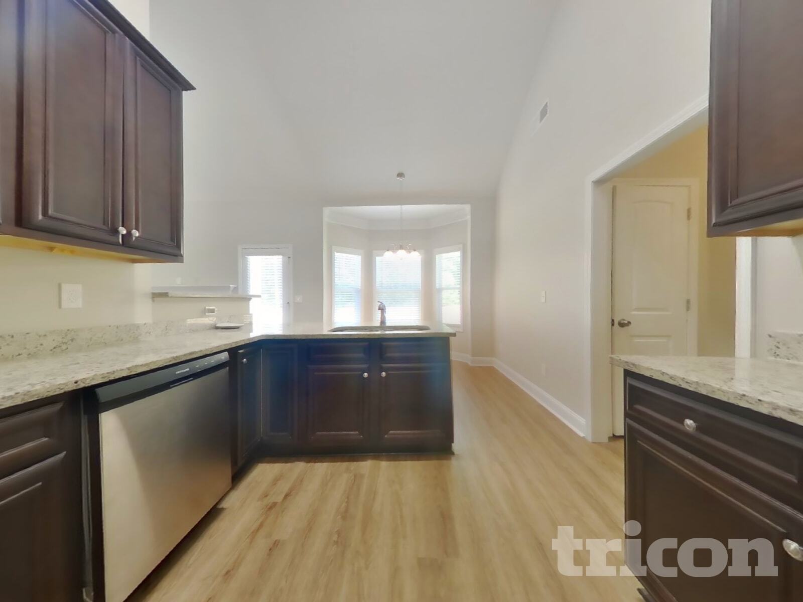 Building Photo - 402 Cranbrooke Dr