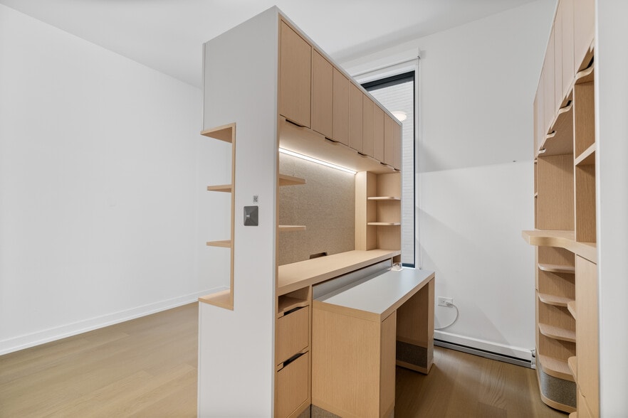 Interior Photo - The Heron