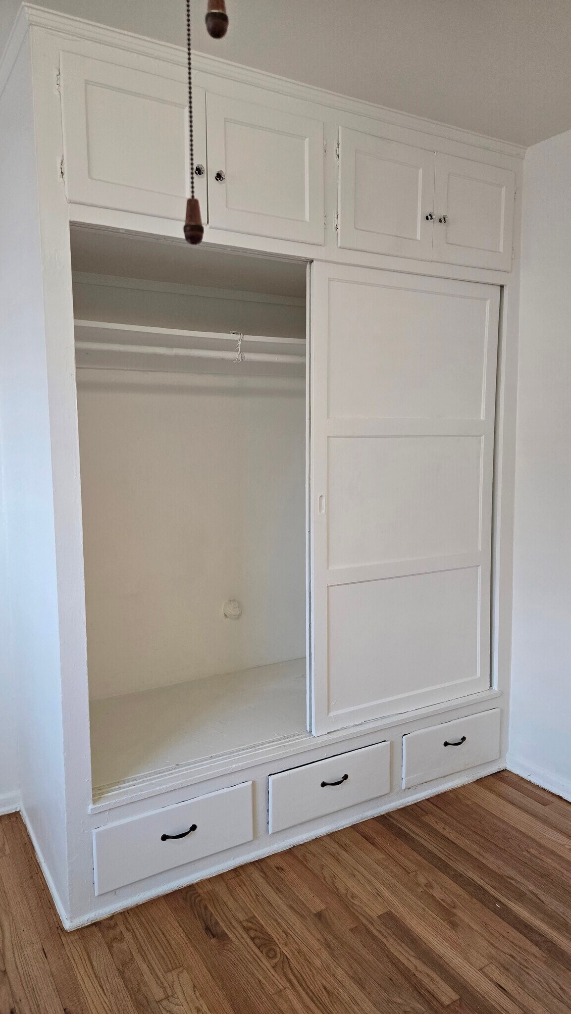 Building Photo - 3552 Locke Ave