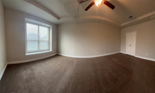 Building Photo - 14915 Gyrfalcon Fork