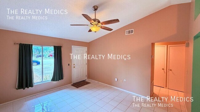 Building Photo - 12209 Coral Reef Dr