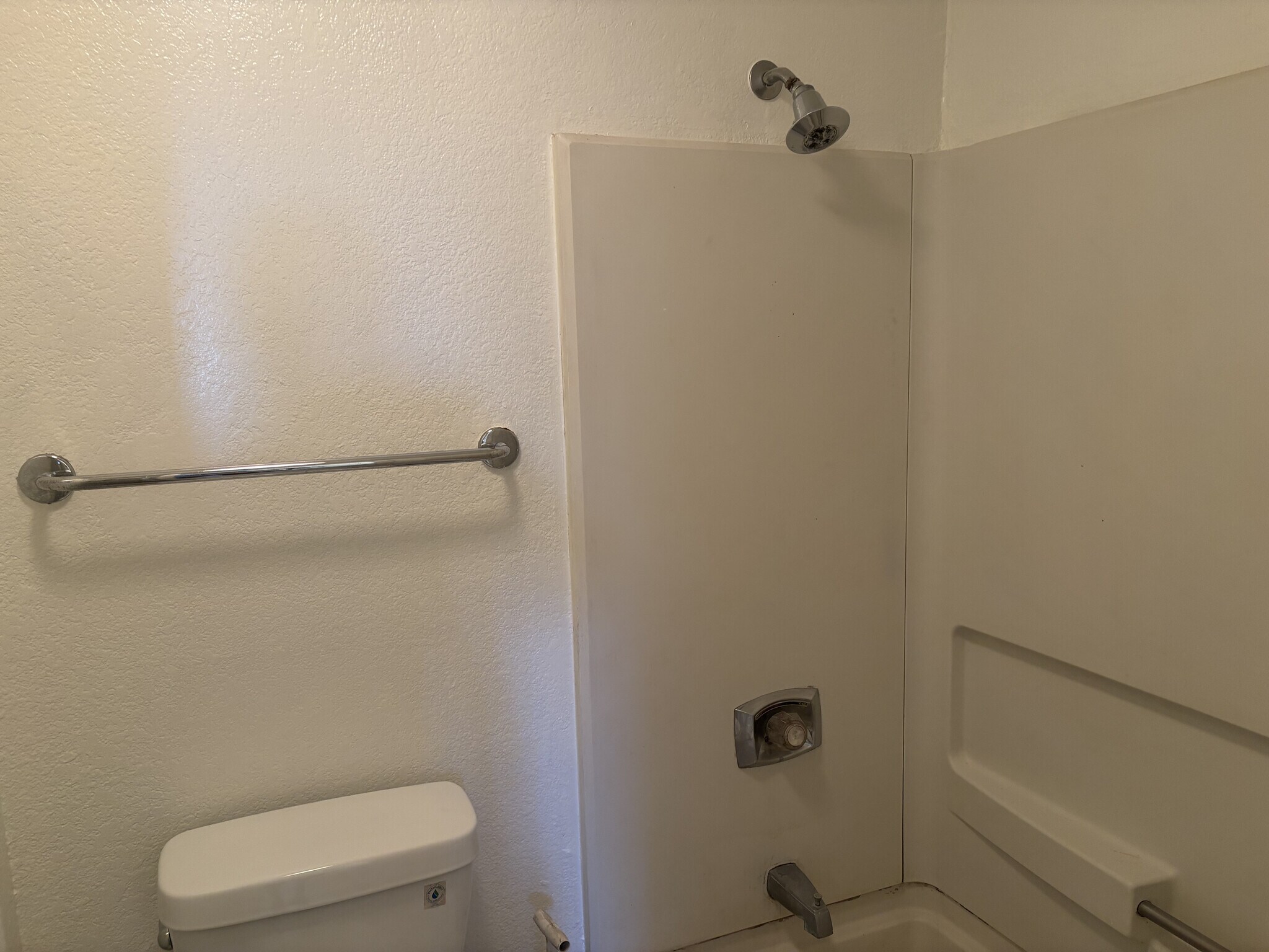 Each bath has tub and shower - 8889 Caminito Plaza Centro