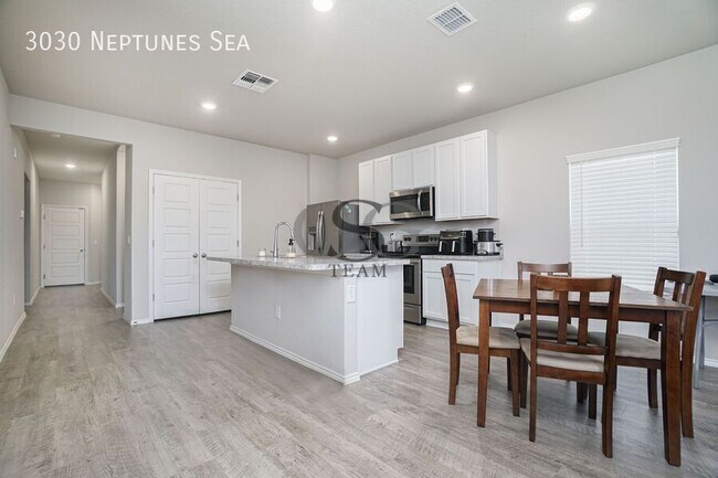 Building Photo - 3030 Neptunes Sea