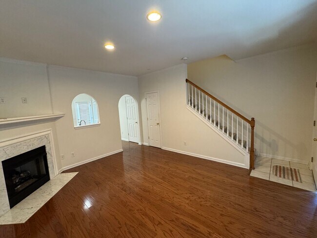 Building Photo - Great Franklin Condo in Hardison Hills!