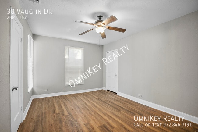 Building Photo - 38 Vaughn Dr