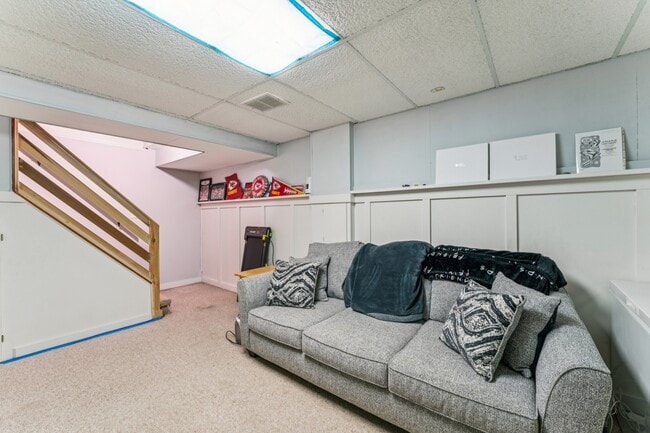 Building Photo - 15523 W 83rd Terrace