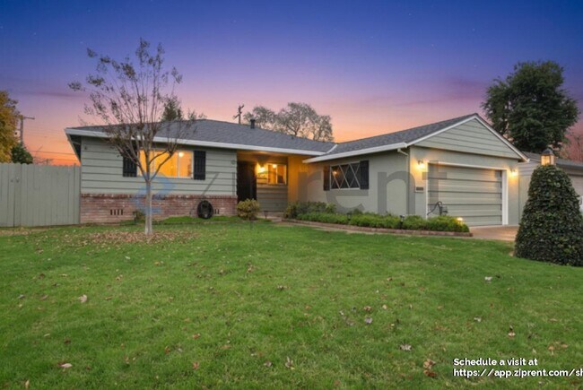 Building Photo - 4636 Goya Pkwy