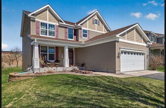 Building Photo - 15275 Plumstone Dr