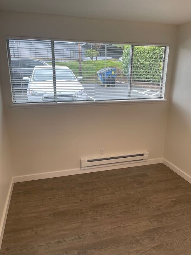 Building Photo - ? Move-In Special – $750 Off 1st Month’s R...