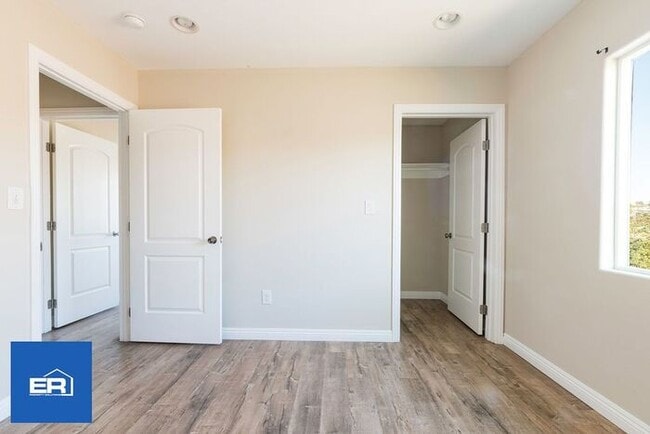 Building Photo - 3 Bed Home in Los Angeles CA for Rent 90033 Garage Available