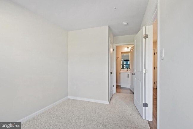 Building Photo - 344 Ensemble Wy