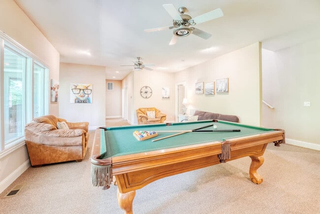 Building Photo - 16 Cheviot Ln