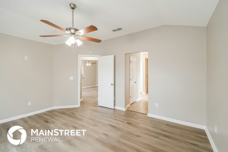 Building Photo - 8568 Star Leaf Rd N