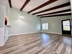Building Photo - Coastal Charm Meets Resort Living – 2BR/2B...