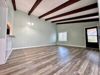 Building Photo - Coastal Charm Meets Resort Living – 2BR/2BA in Gated Seascape Neighborhood