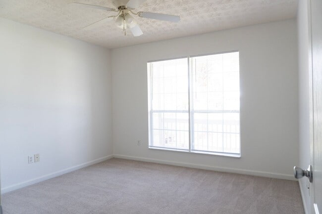 Building Photo - Three Bedroom Home Available NOW near 331 Bridge! With Solar!! Basic internet included as well!