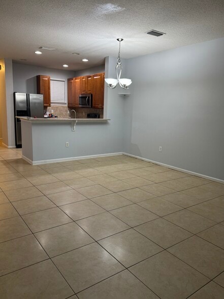 Building Photo - 2391 White Sands Dr