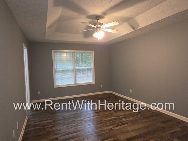 Building Photo - Immaculate 5-bedroom, 3-bath home in the Cedar Mountain Park subdivision in Douglasville, GA.