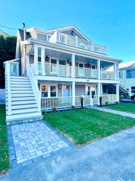 Building Photo - 435 Newport Rd