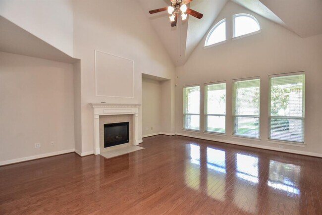 Building Photo - 2403 Galleon Point Ct