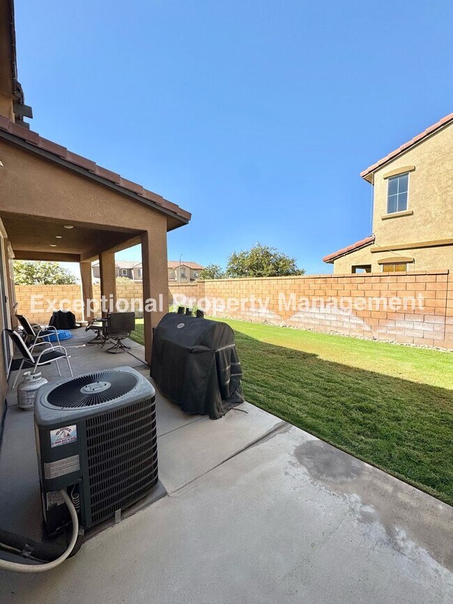 Building Photo - 4860 Condor Ave